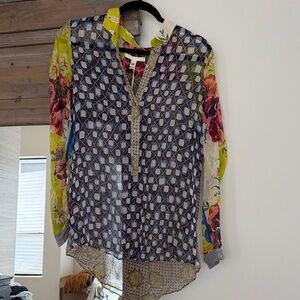 Burning torch 100% silk shell blouse M